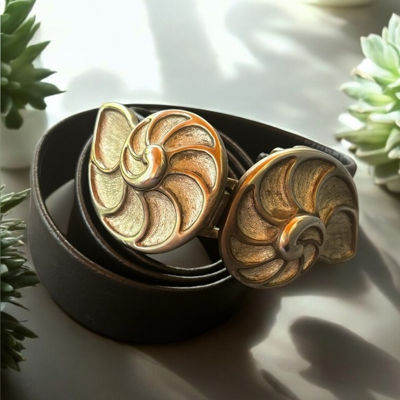 Paquette black leather conch belt size small - Picture 8 of 8